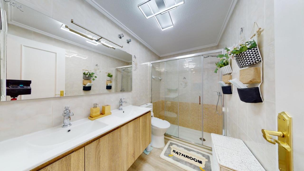 Pedro Lorca Apartment ตอร์เรเวียคา ภายนอก รูปภาพ