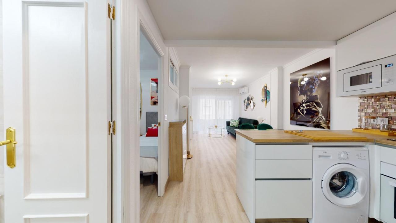 Pedro Lorca Apartment ตอร์เรเวียคา ภายนอก รูปภาพ